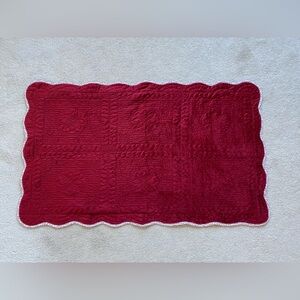 Set of 2 COUNTRY LIVING Scalloped Quilted Velvet King Size Pillow Sham Red